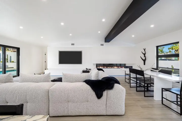10-web-or-mls-BP_SunCorral_OPMG_0424_010
