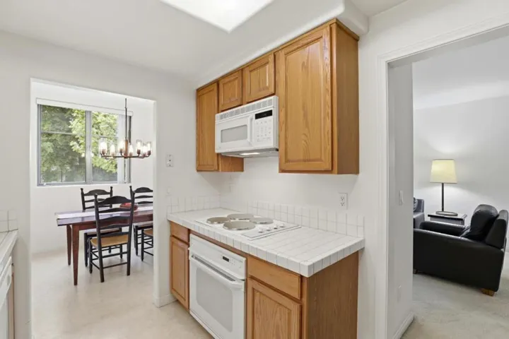 144 S 3rd Street 321, San Jose, California 95112