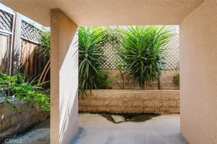 435 E Valencia 105, Burbank, California 91501