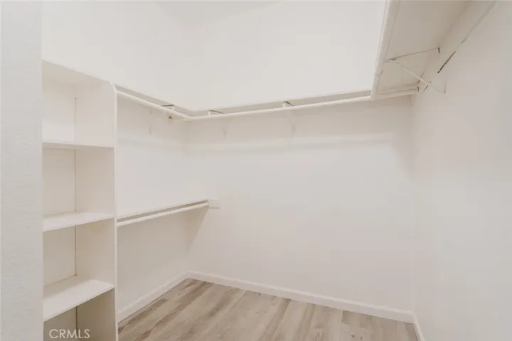 435 E Valencia 105, Burbank, California 91501