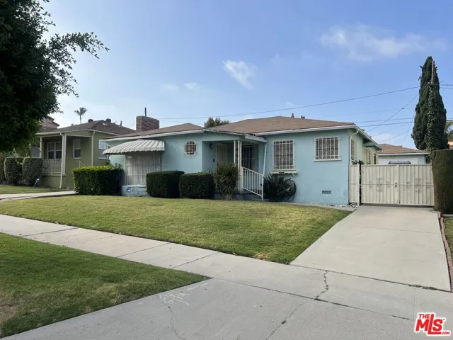3511 Floresta Avenue, Los Angeles, California 90043