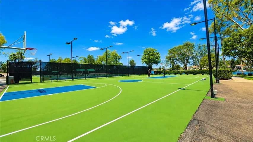 HOA Amenities (2 Basketball Court)
