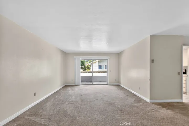 8633 Portola Court 18f, Huntington Beach, California 92646