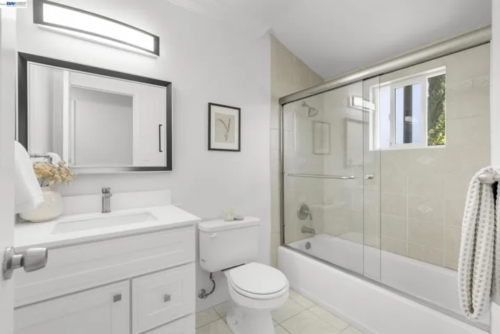Upstairs Bathroom