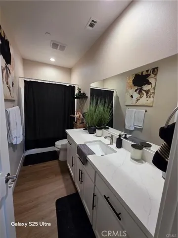 BATHROOM FOR ROOMS # 2 AND 3
