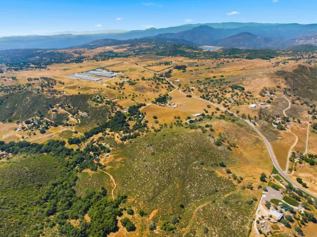19525 Casner Rd, Ramona, California 92065