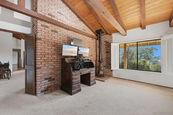 Bonus Room/Office