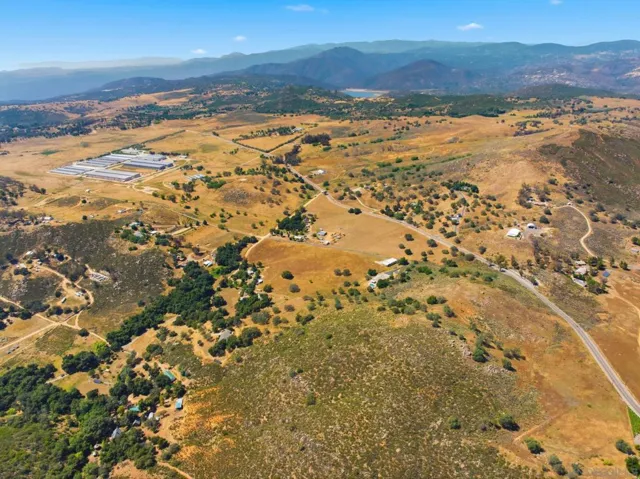 19525 Casner Rd, Ramona, California 92065
