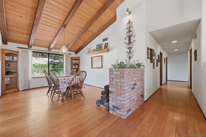 19525 Casner Rd, Ramona, California 92065