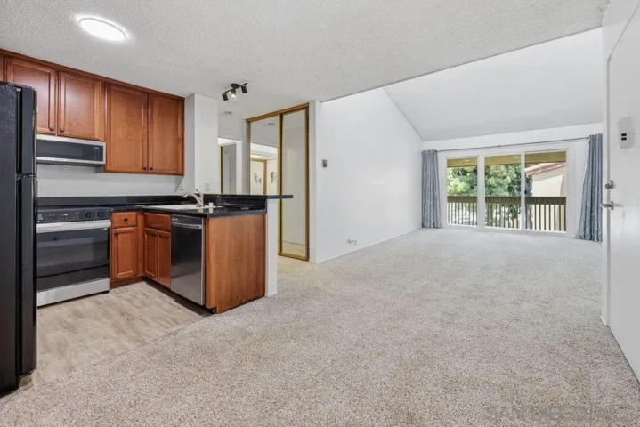 1801 Diamond St 324, San Diego, California 92109