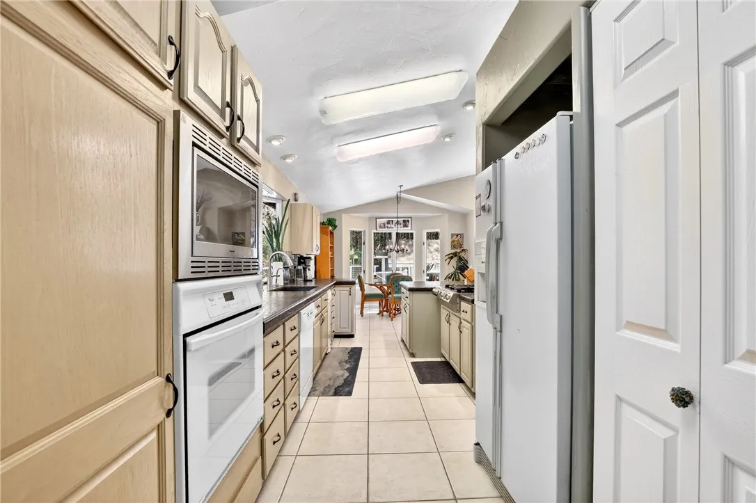 Galley kitchen for maximum efficiency