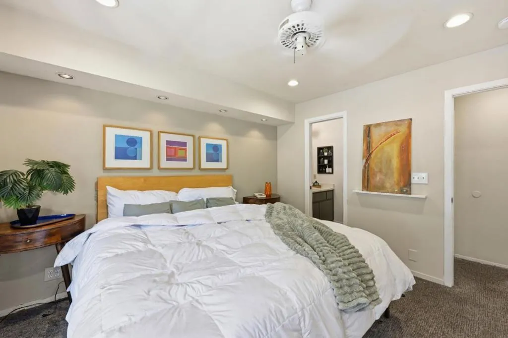 Main bedroom and ensuite bathroom.