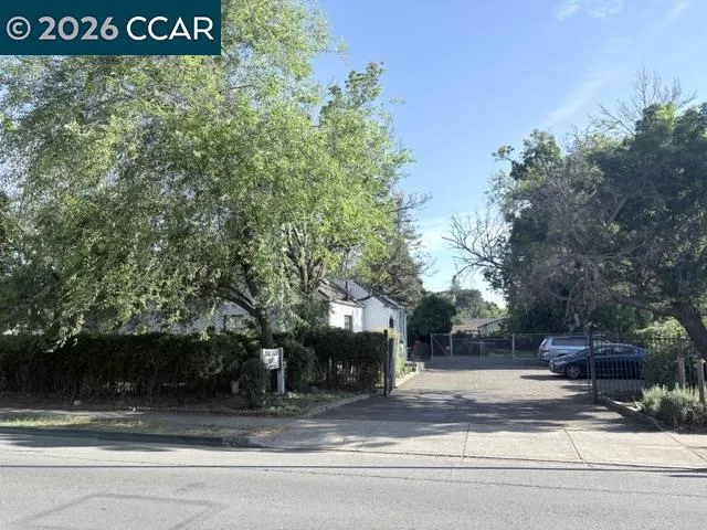 2924 Clayton Rd, Concord, California 94519