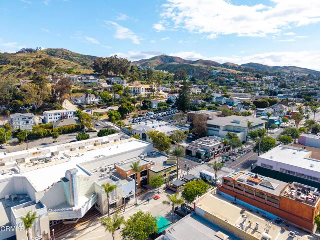 583 E Main St, Ventura MLS-35