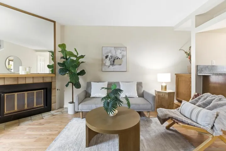 1442 Essex 4, San Diego, California 92103