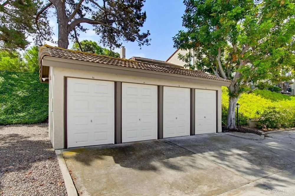 Optional 2nd Garage may be available for rent from the HOA