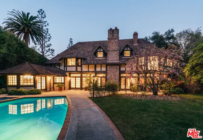 1509 Stone Canyon Road, Los Angeles, California 90077