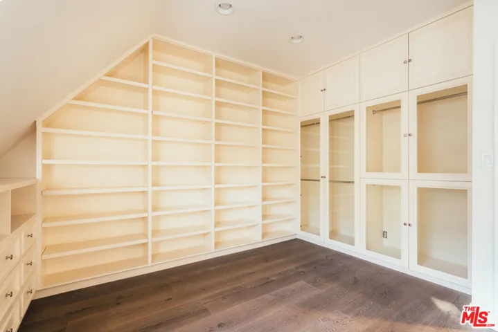 1509 Stone Canyon Road, Los Angeles, California 90077