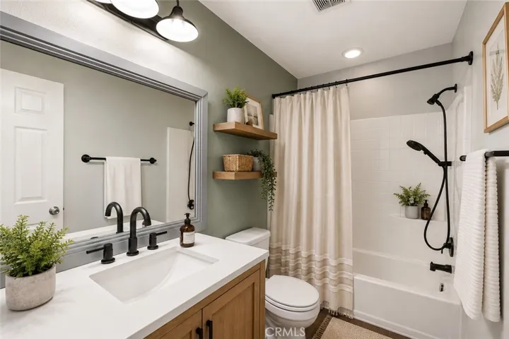 25617 Mesa Edge Court, Menifee, California 92585