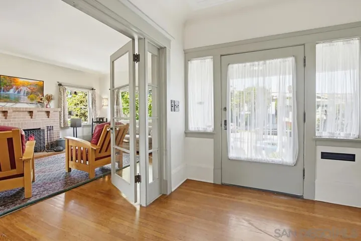 4079 Falcon, San Diego, California 92103