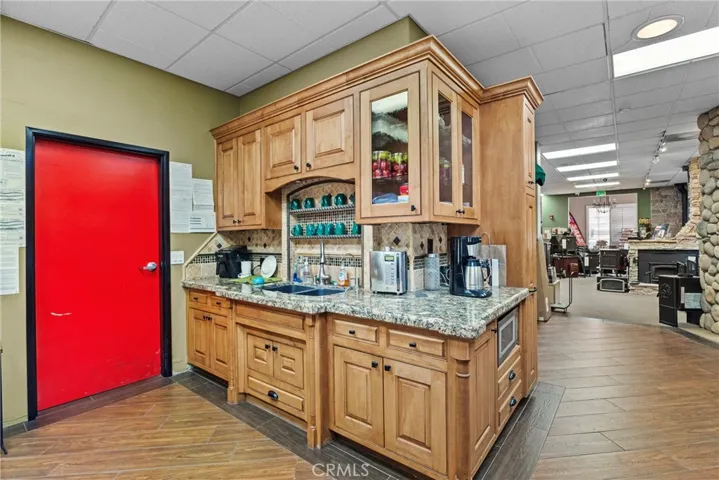12033 Mariposa, Hesperia, California 92345