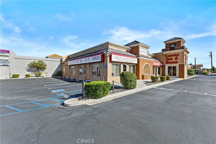 12033 Mariposa, Hesperia, California 92345