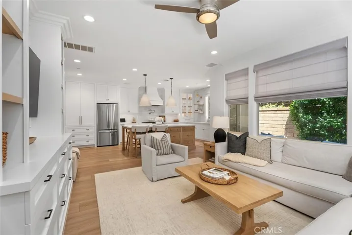 30 Sage, Lake Forest, California 92630