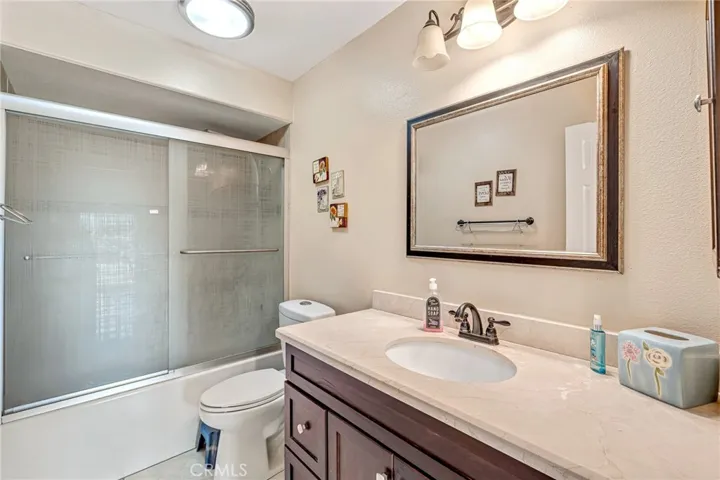 3016 Shane Dr., Colton, California 92324
