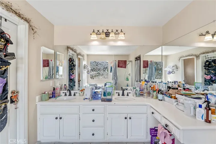 3016 Shane Dr., Colton, California 92324