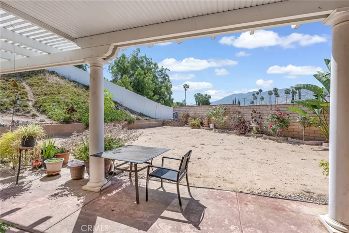 3016 Shane Dr., Colton, California 92324