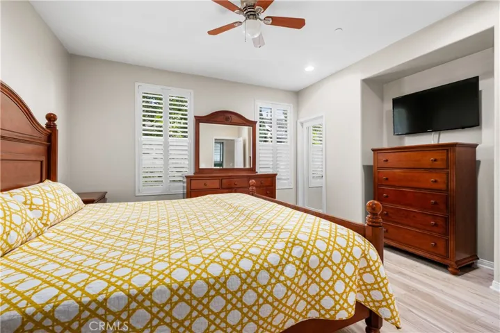 Master Suite with an entertainment niche
