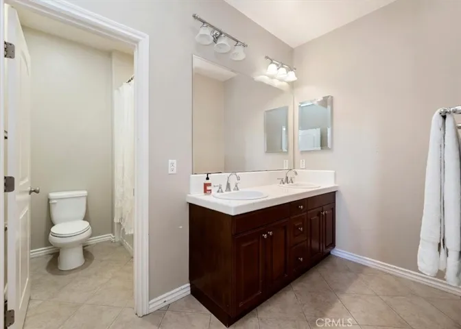 DOUBLE SINK BATH