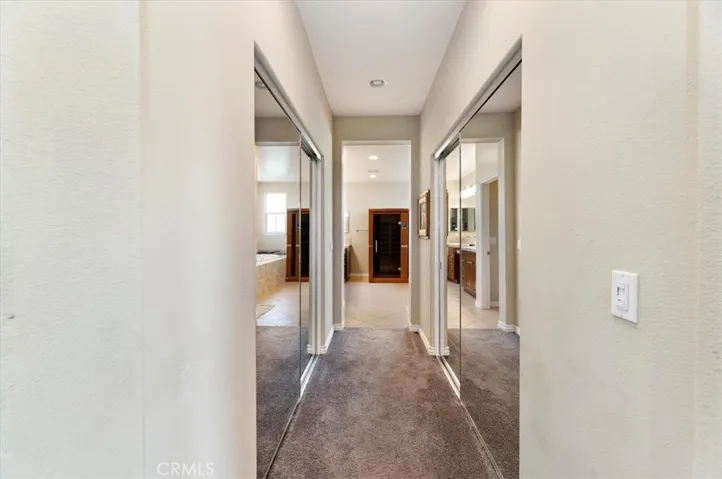 CLOSETS
