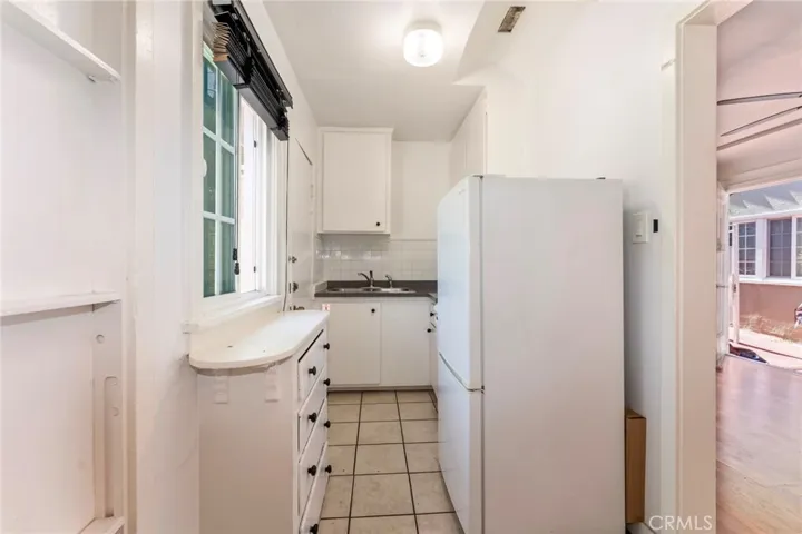1536 Silver Lake, Los Angeles, California 90026