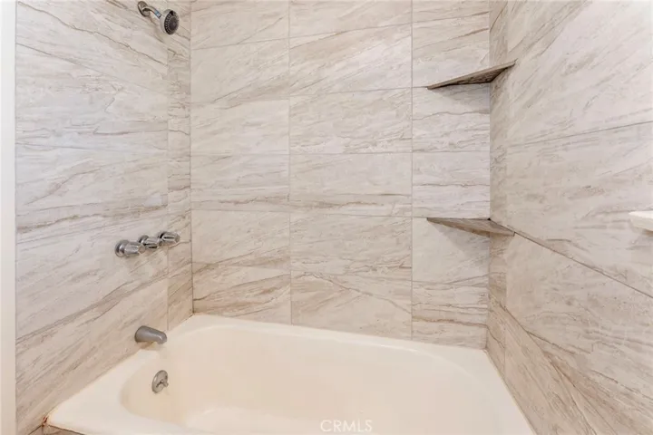 1536 Silver Lake, Los Angeles, California 90026
