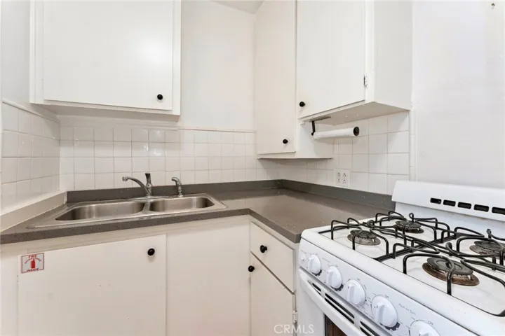 1536 Silver Lake, Los Angeles, California 90026