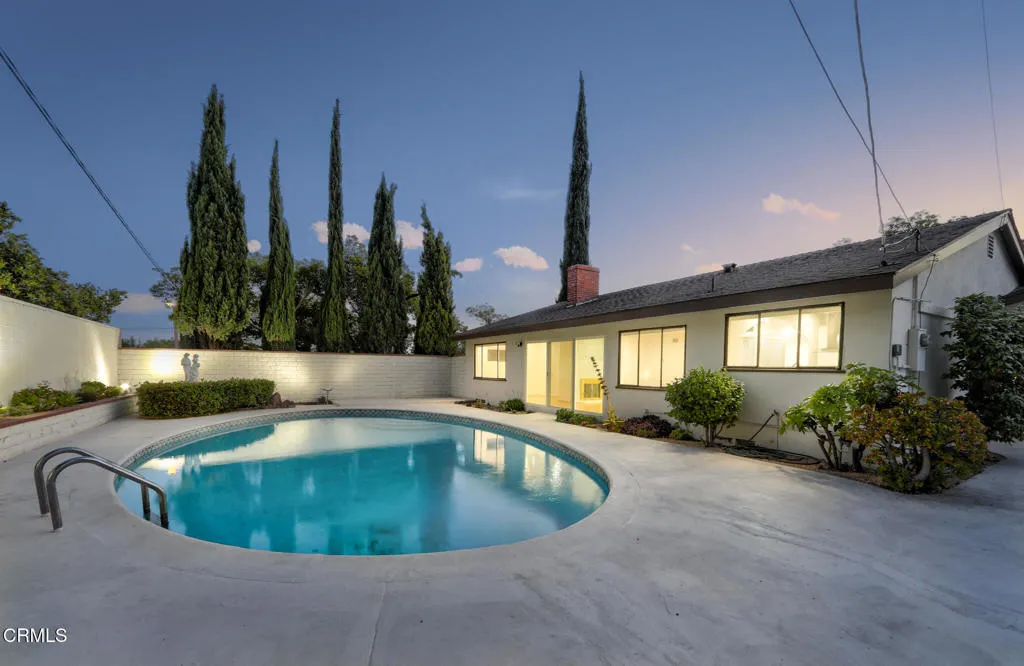 1080 Riviera Dr-Twilight-web-8