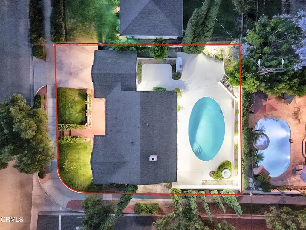 1080 Riviera Dr-Twilight-web-11
