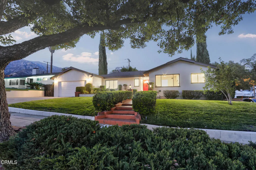 1080 Riviera Dr-Twilight-web-1