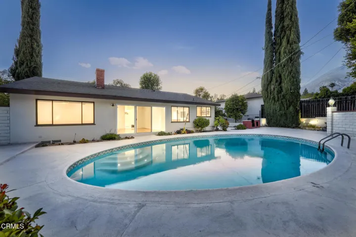 1080 Riviera Dr-Twilight-web-5