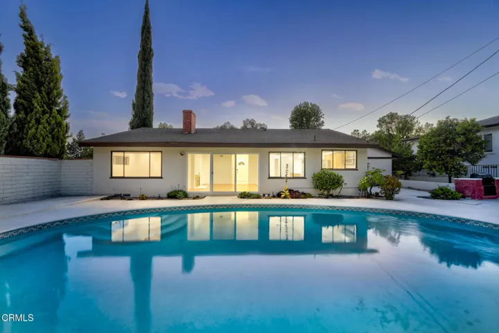 1080 Riviera Dr-Twilight-web-6