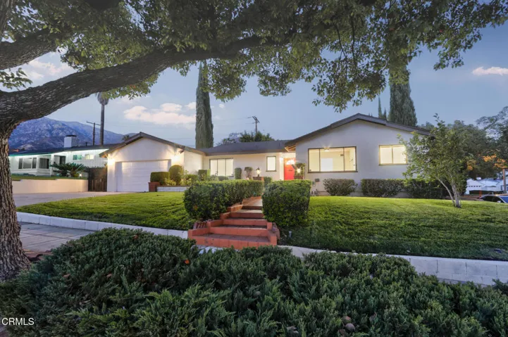 1080 Riviera Dr-Twilight-web-1