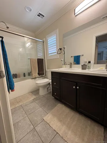Upstairs double sink bathroom.