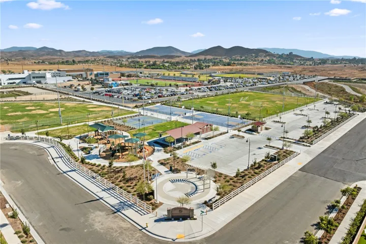 32084 Richardson, Menifee, California 92584