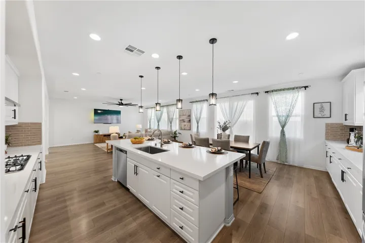 32084 Richardson, Menifee, California 92584