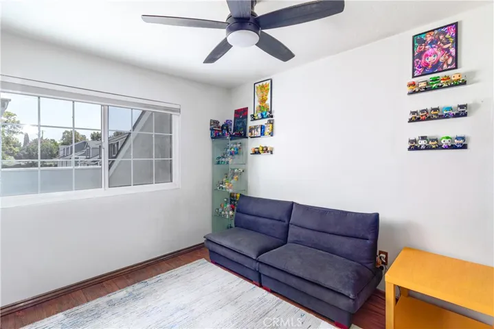 Second bedroom/office