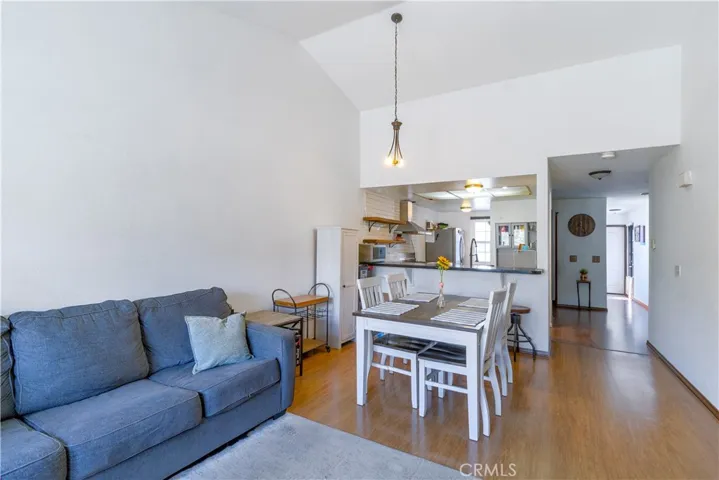 Living/ kitchen