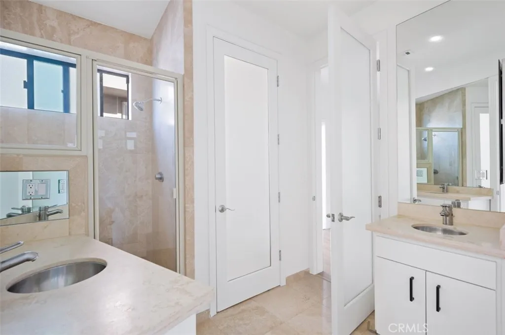 Jack & Jill Bathroom