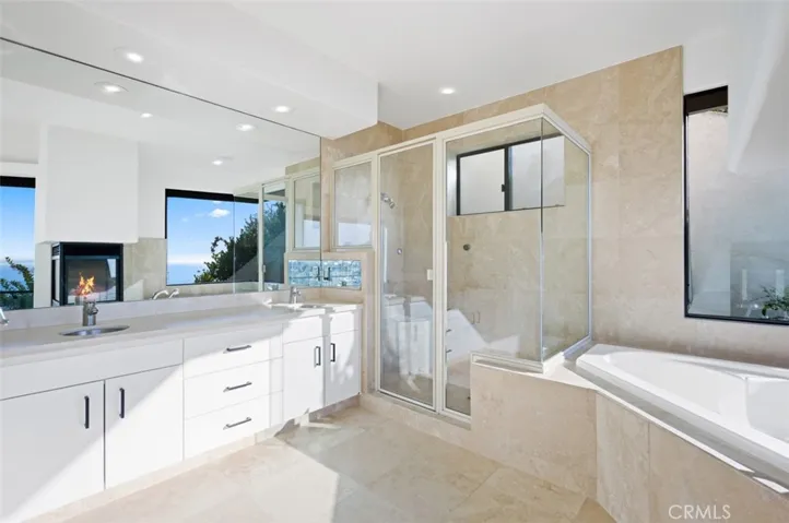 Master Bedroom Bath