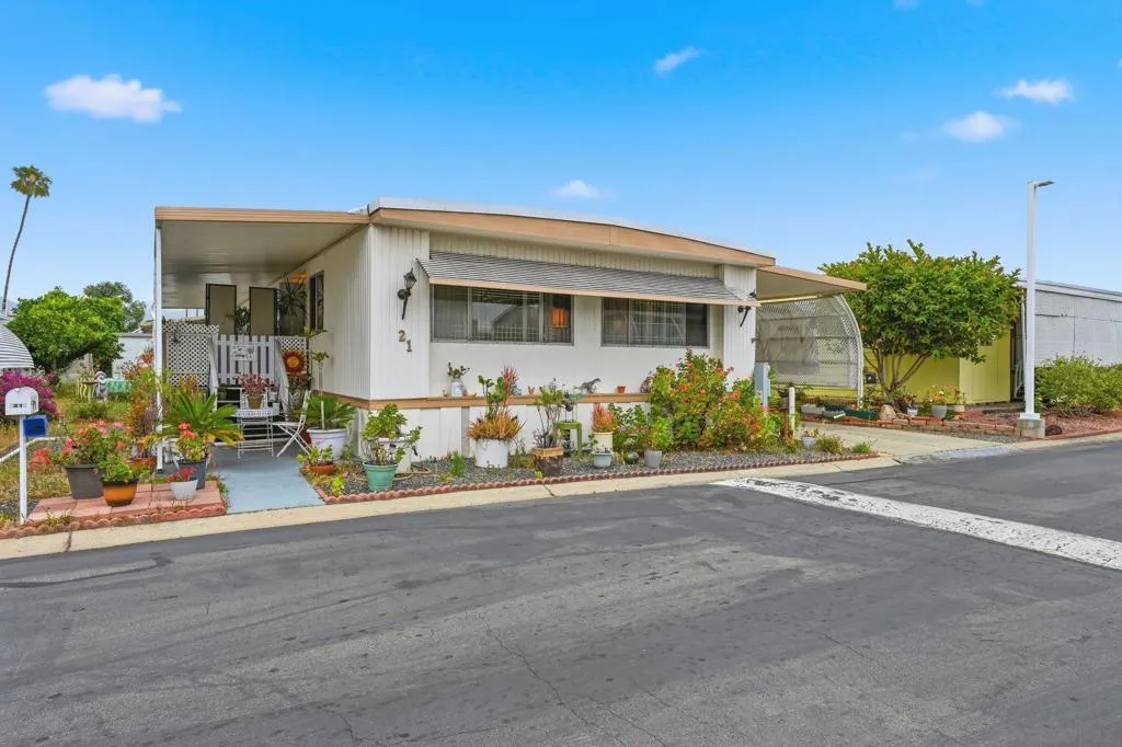 2280 E Valley Pwky #21